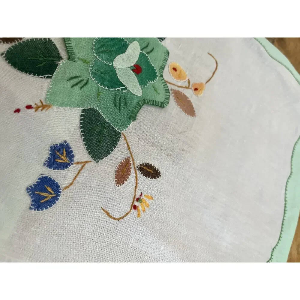 Vtg Embroidered Floral Applique 6 Placemats 4 Napkins 10 pc Set